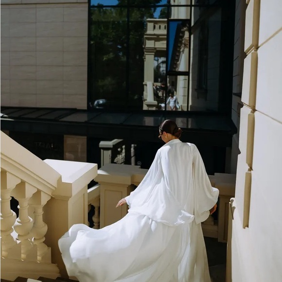 Kimono Wedding Robe - Picture 3 of 3